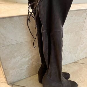 Elegant Grey Over-the-Knee Boots